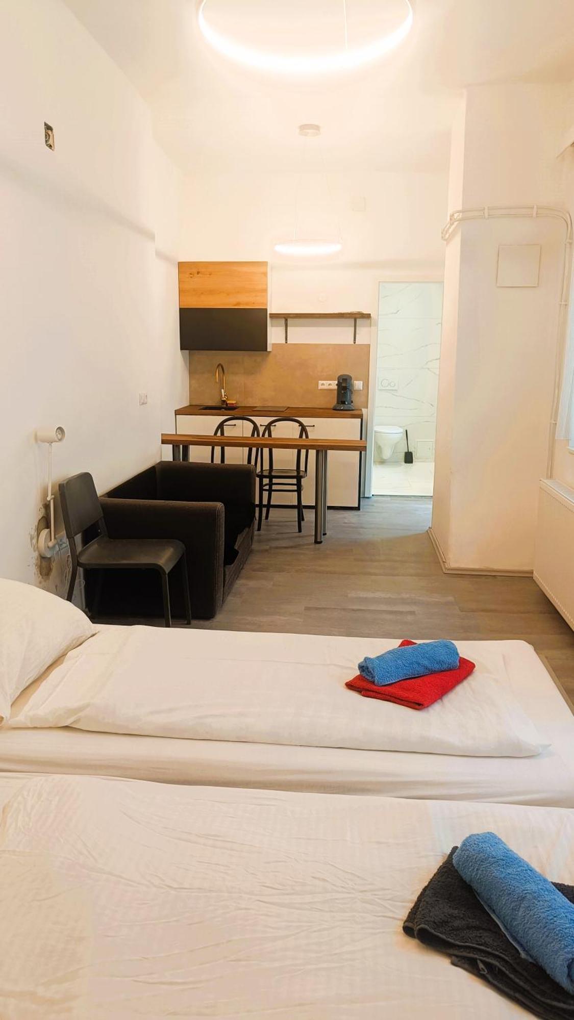 Townhouse Citycenter クラーゲンフルト エクステリア 写真
